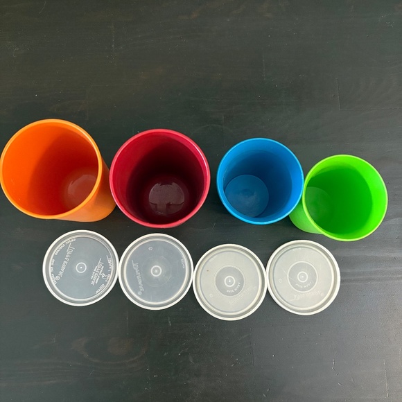 4 Vintage Tupperware Tumbler Cups 12 & 7 oz With Lids Stackable #873 #109 - Picture 2 of 4